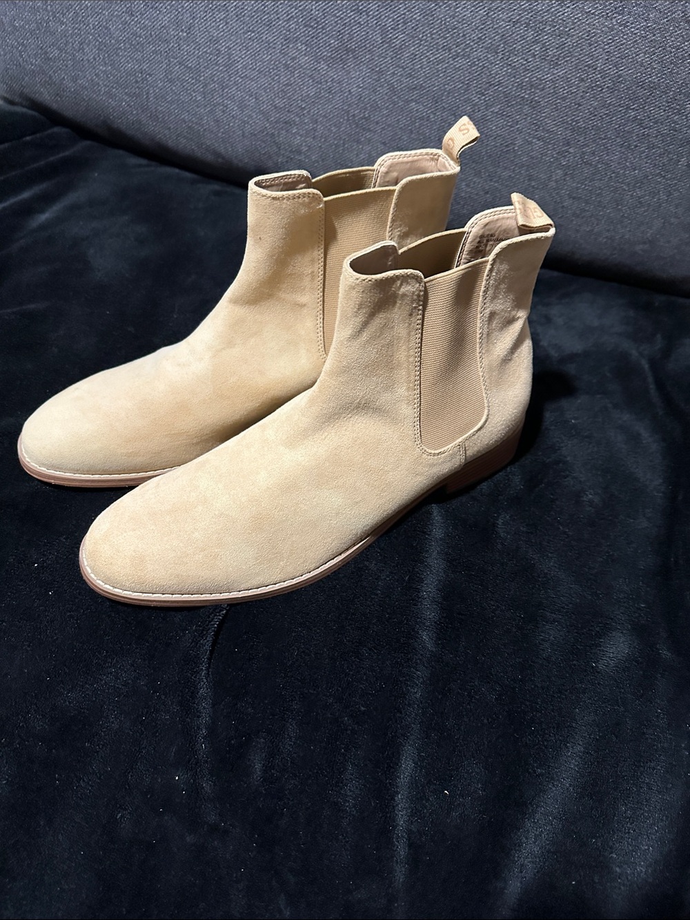 Men's Guess Suede Chelsea Boots in Tan